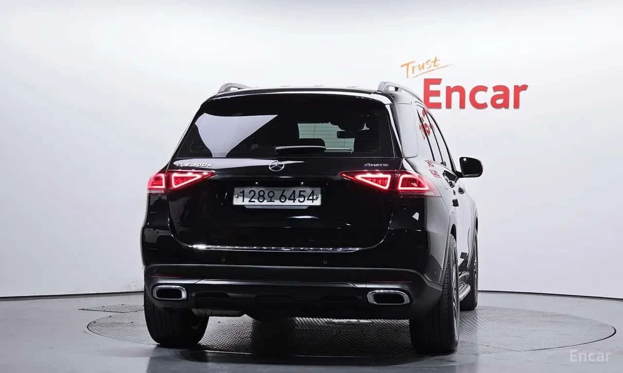 Mercedes-Benz GLE 300 d 4MATIC | АВТОФИНАНСИРАНЕ, снимка 4 - Автомобили и джипове - 55618645