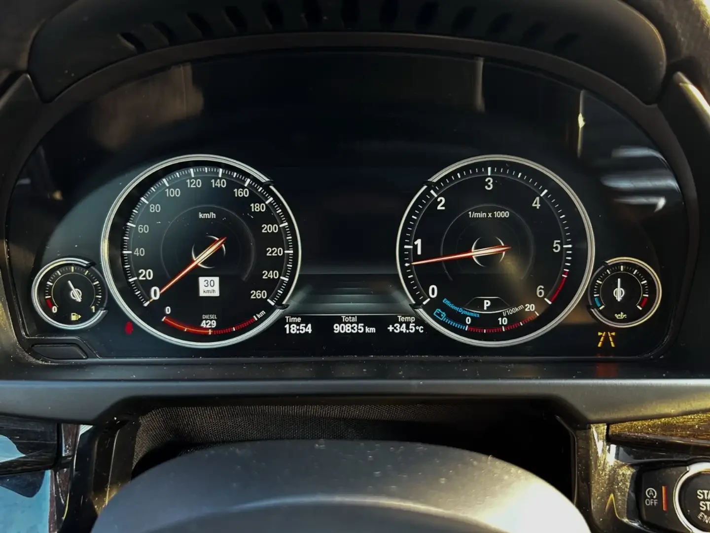 BMW X5 35D* H/K* Distronic* Carplay* HUD* Без инциденти, снимка 16 - Автомобили и джипове - 55735148