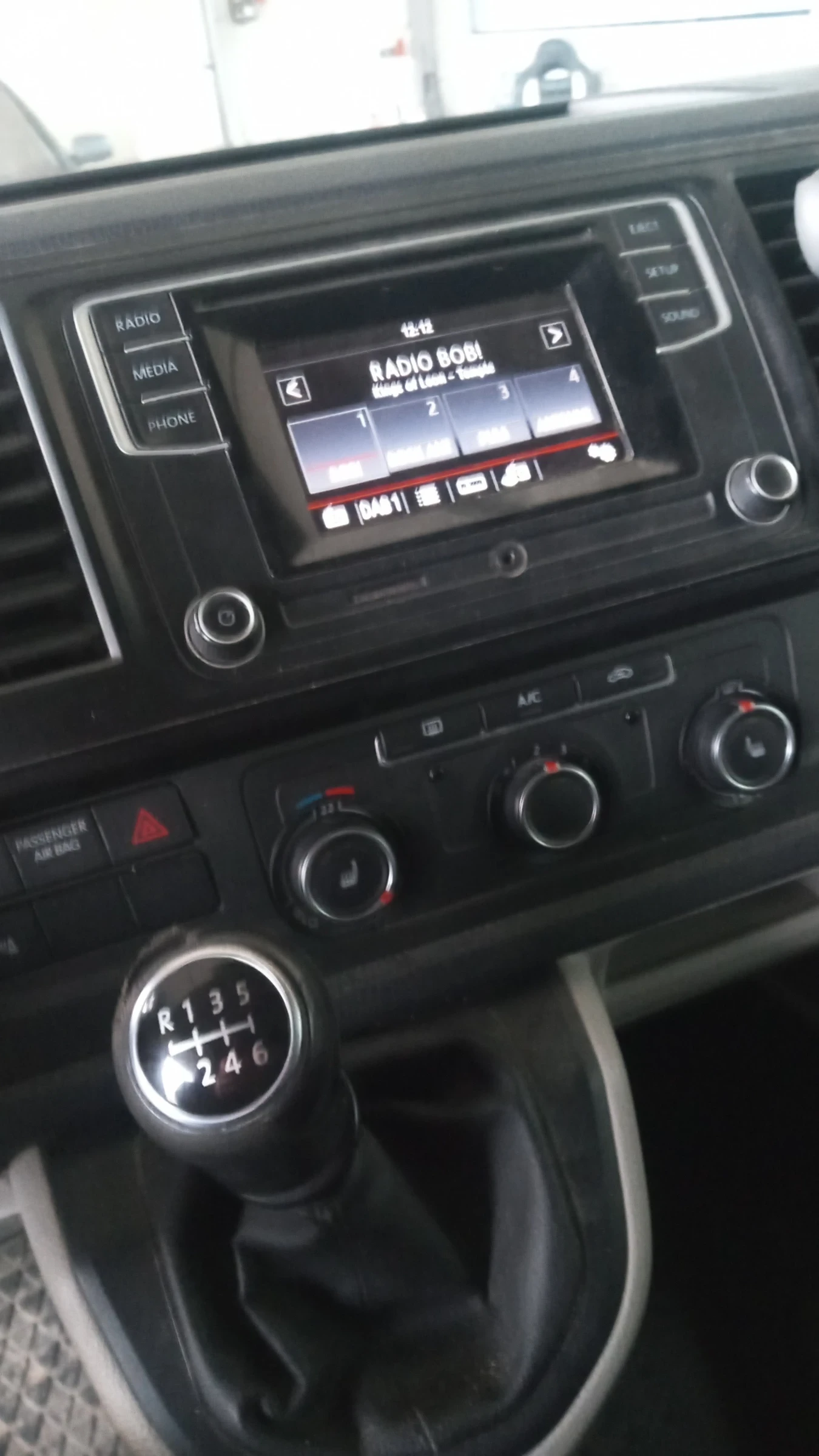 VW T6, снимка 5 - Бусове и автобуси - 53810465