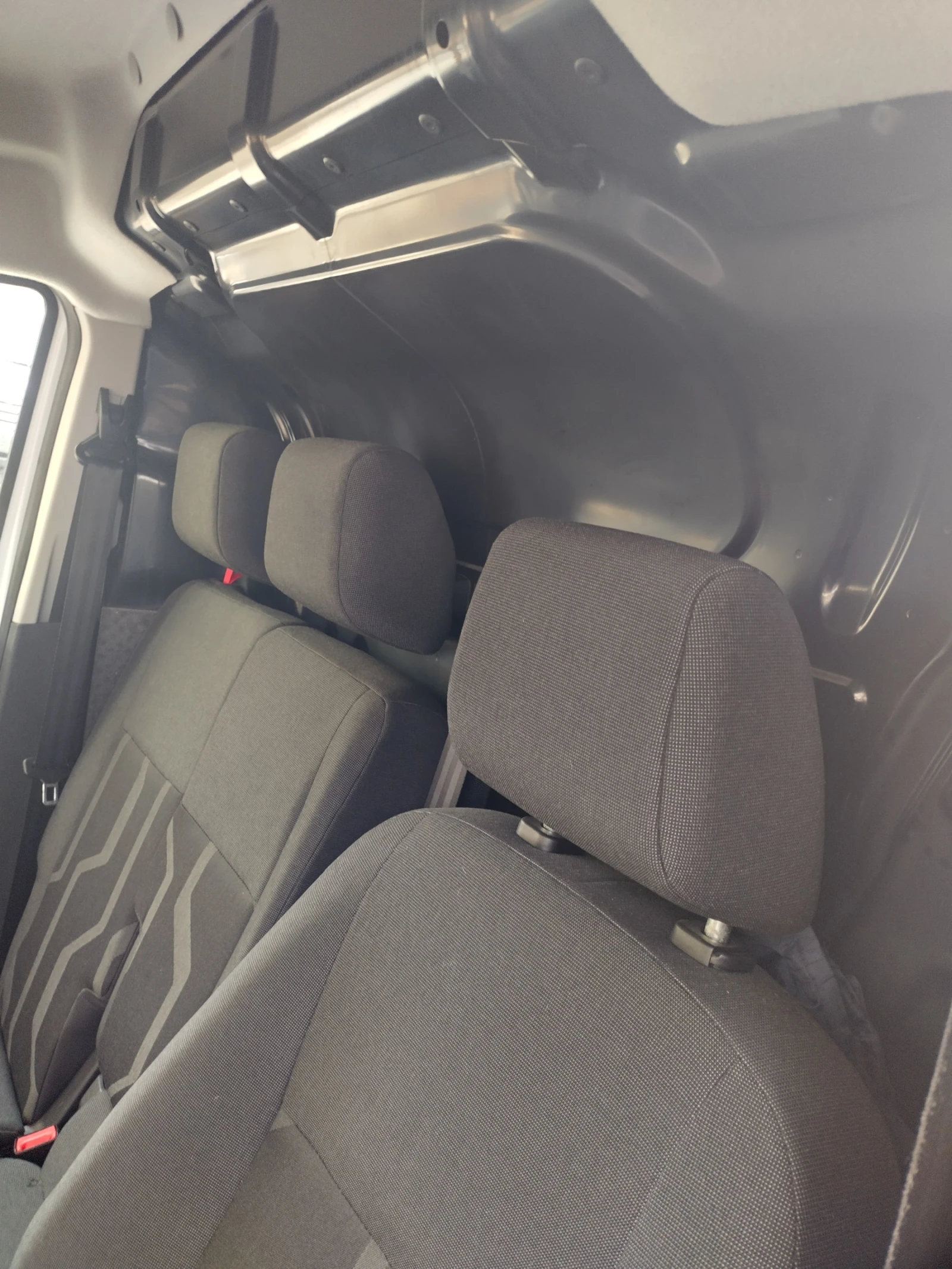 Ford Transit connect, снимка 8 - Бусове и автобуси - 55104595