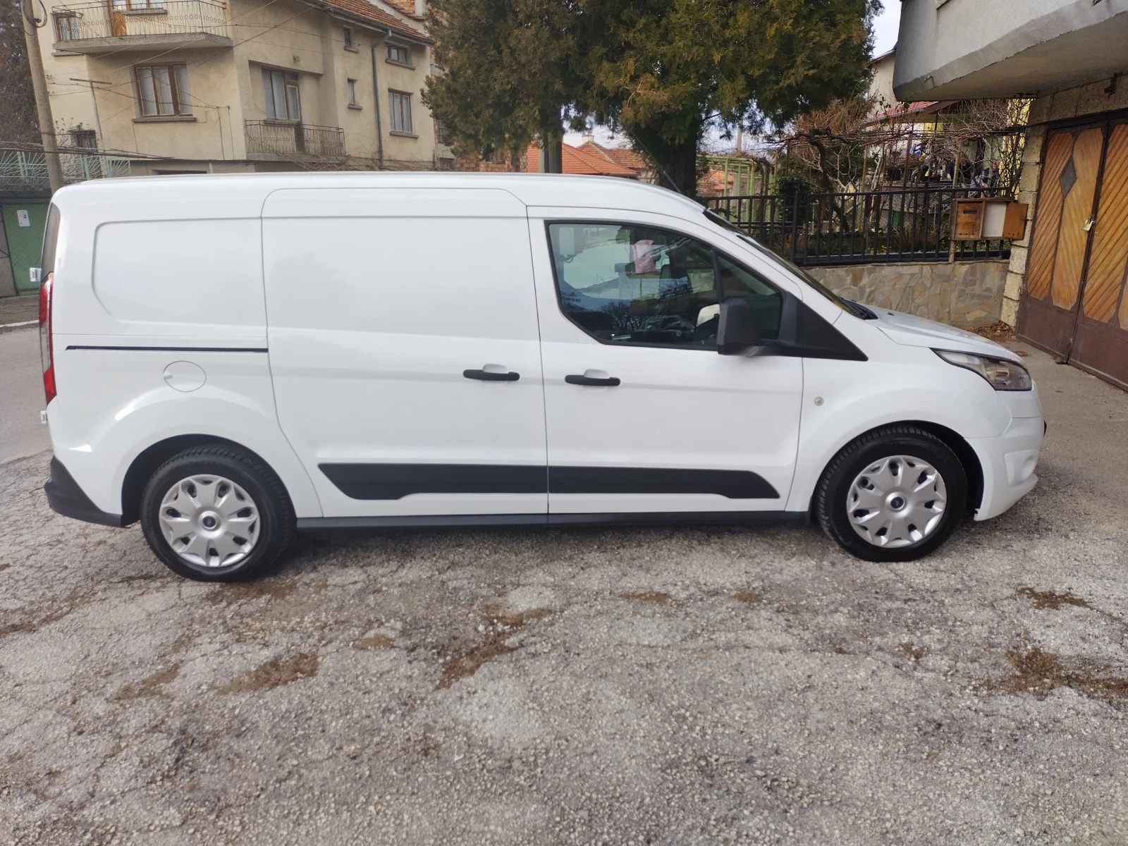 Ford Transit connect, снимка 2 - Бусове и автобуси - 55104595