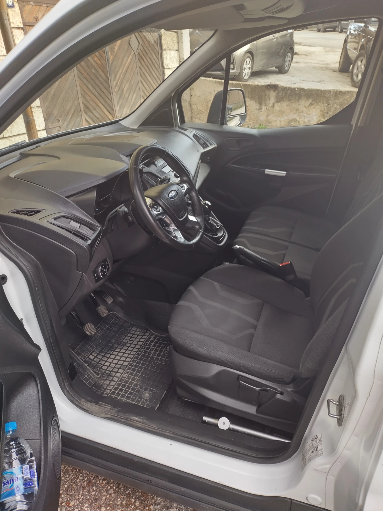 Ford Transit connect, снимка 6 - Бусове и автобуси - 55104595