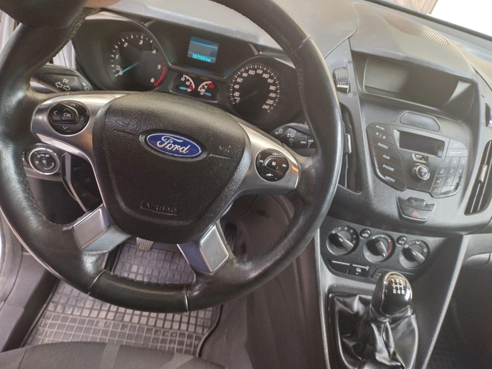 Ford Transit connect, снимка 10 - Бусове и автобуси - 55104595