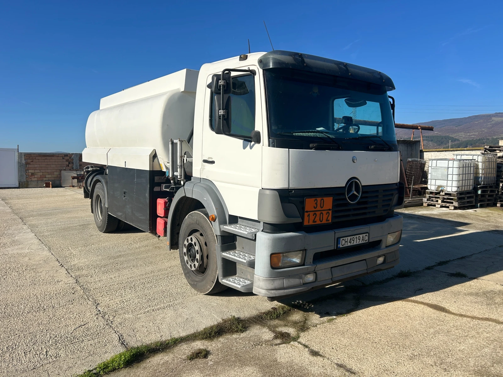 Mercedes-Benz 1824 АТЕГО 1828 - изображение 2