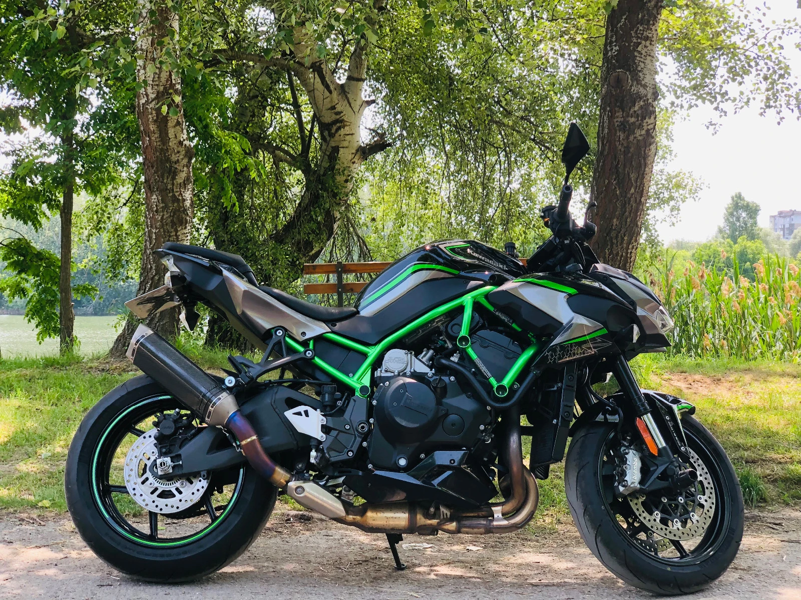 Kawasaki Z H2 1000 SUPERCHARGED - изображение 4