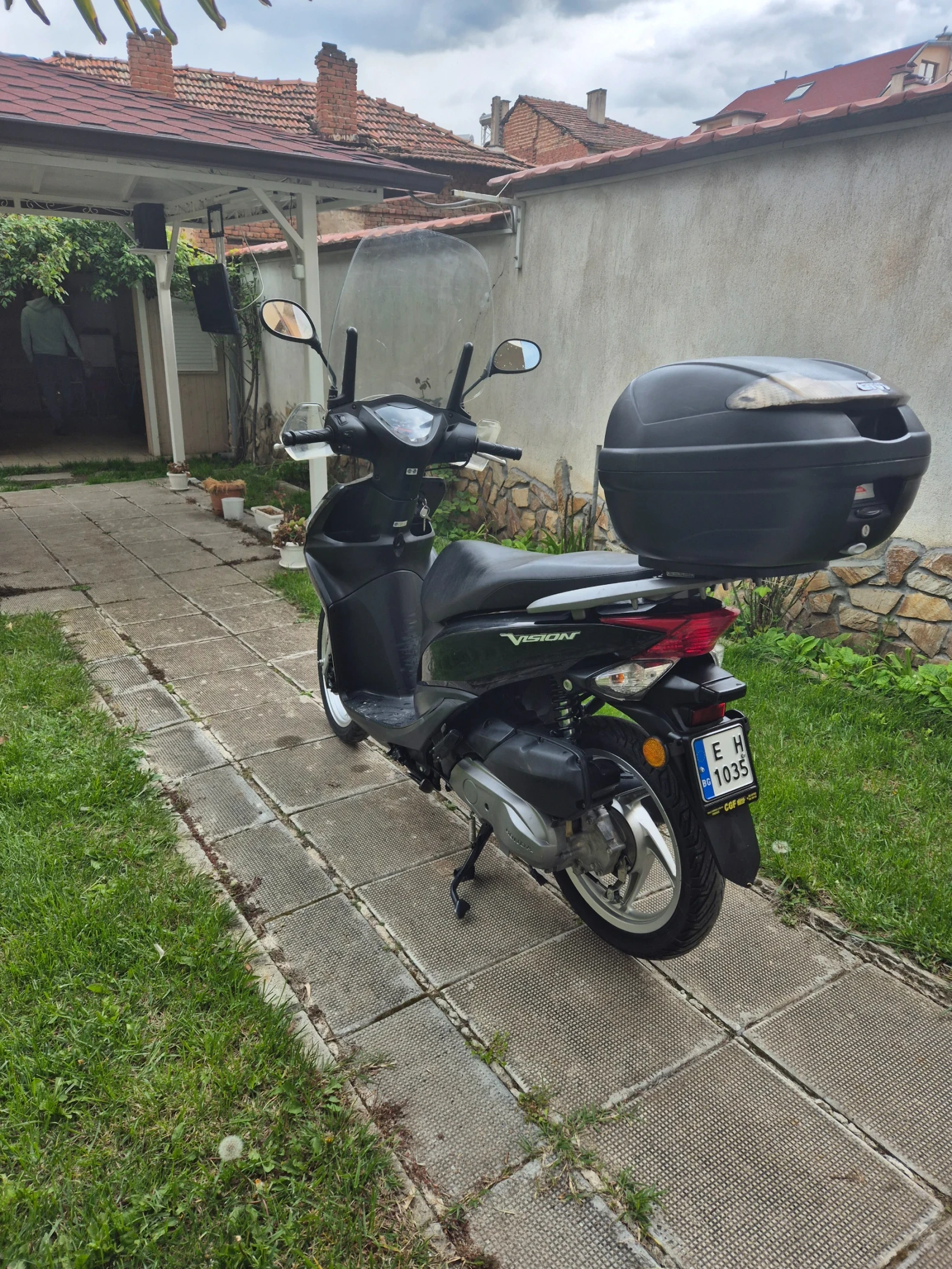 Honda Vision 85 cc - изображение 2