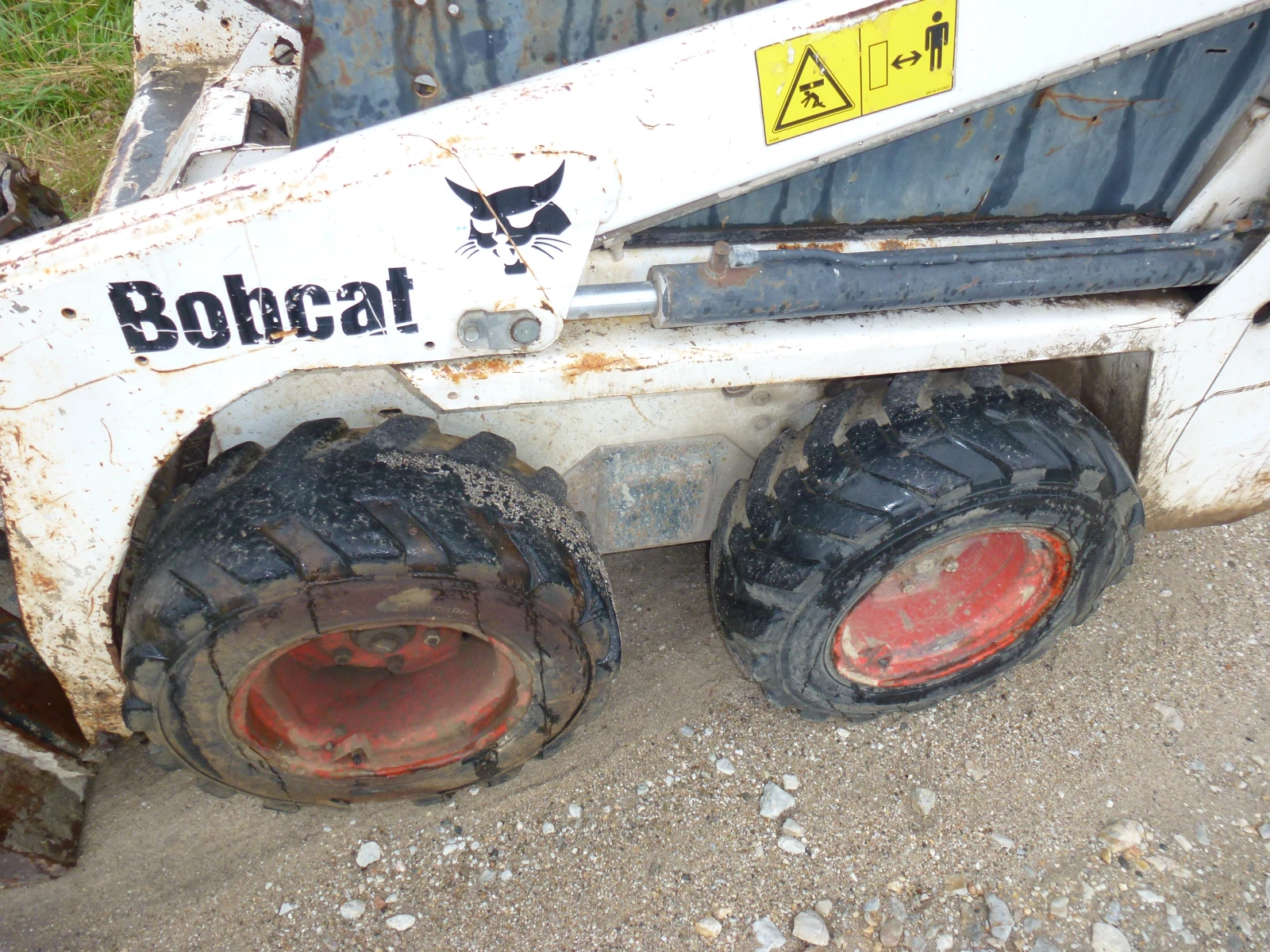 Мини челни товарачи Bobcat 463, снимка 2 - Индустриална техника - 54932335
