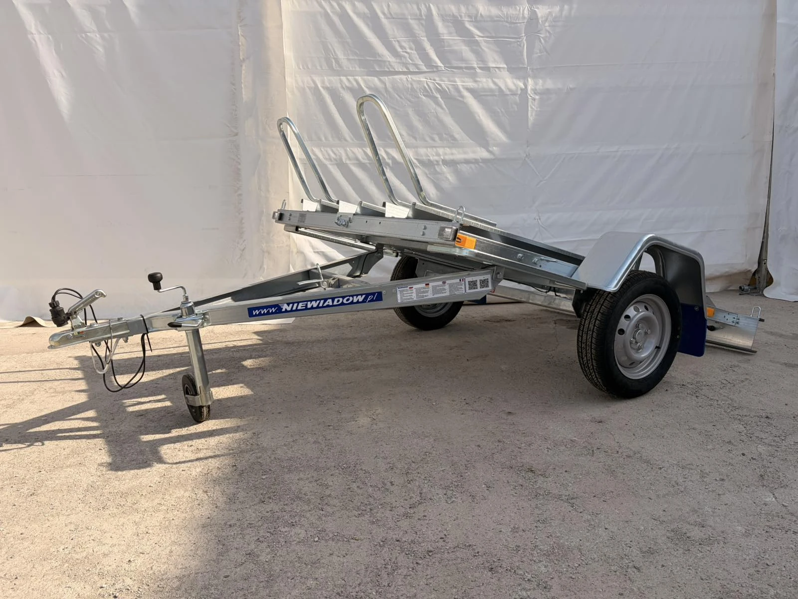 �� ��������� NIEWIADOW �� 2 ���������� B7320M2 | Mobile.bg � ����������� 1