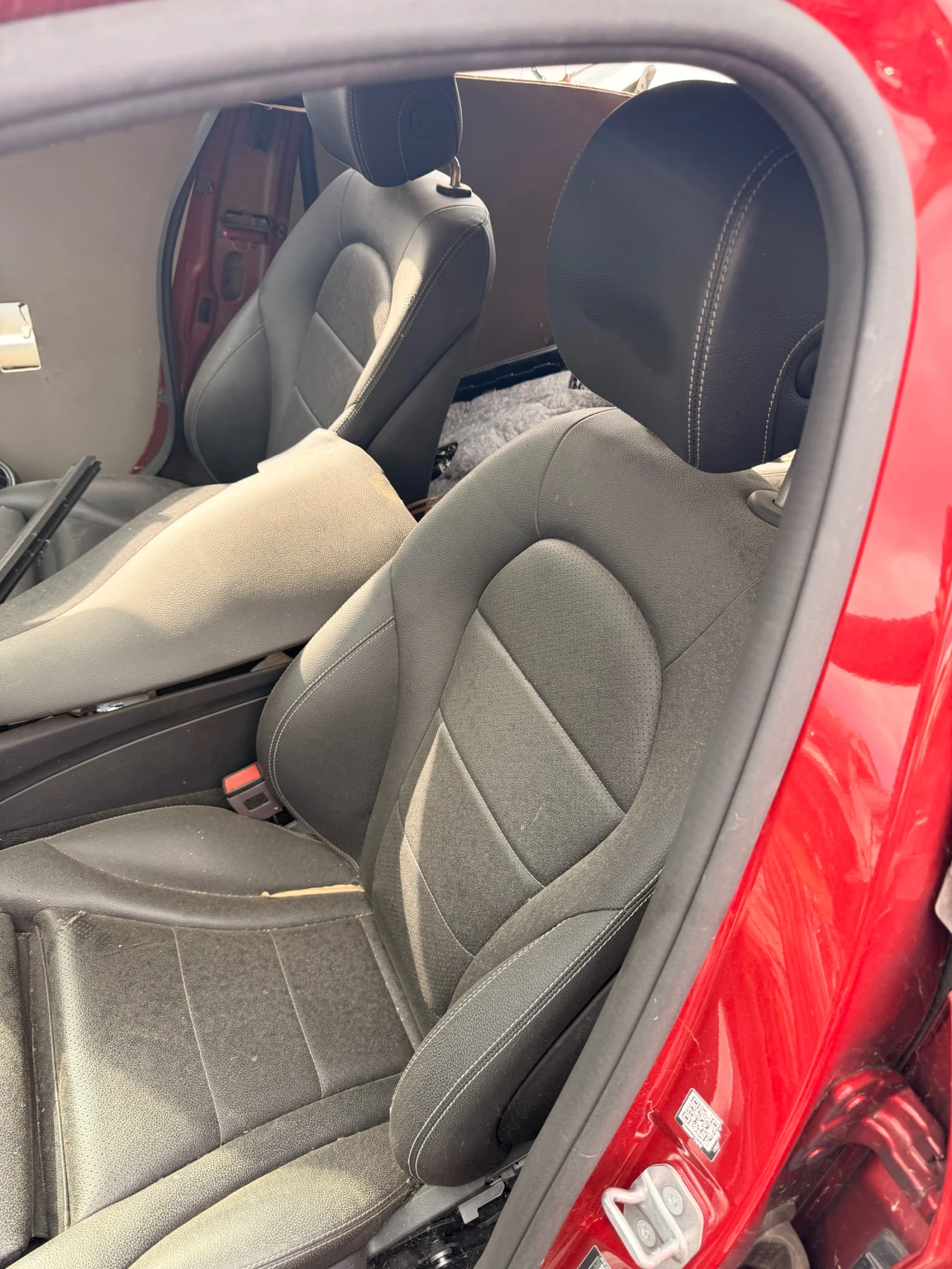 Кожени седалки MERCEDES BENZ C W205 комби, снимка 4 - Части - 54620518