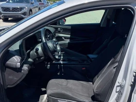 Hyundai Elantra * Preferred * CARFAX * ОПЦИЯ ЗА ФИНАНСИРАНЕ , снимка 12