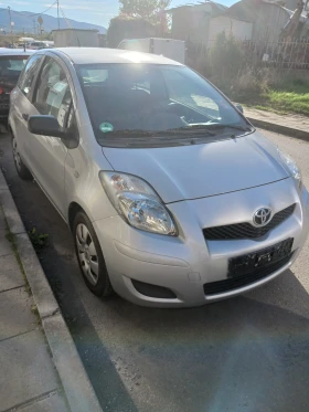 Toyota Yaris 1.3VVT, снимка 3