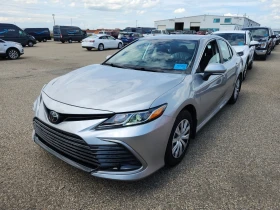     Toyota Camry LE*   * (CARFAX)