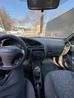 Ford Fiesta 1.3i - 930 € / 1818.92 лв. - 42077576 8