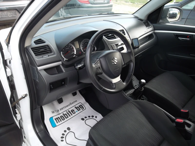 Suzuki Swift 1.3 i, снимка 6 - Автомобили и джипове - 47299460