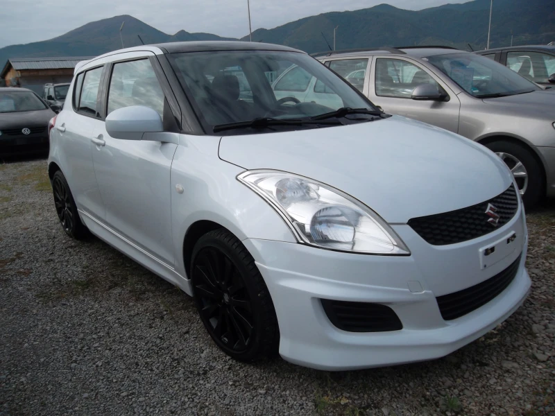 Suzuki Swift 1.3 i, снимка 2 - Автомобили и джипове - 47299460