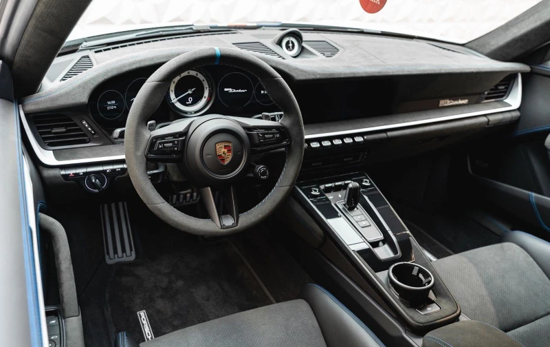 Porsche 911 992 DAKAR/ RALLYE DESIGN/ CARBON/ SPORT CHRONO/, снимка 9 - Автомобили и джипове - 50965485