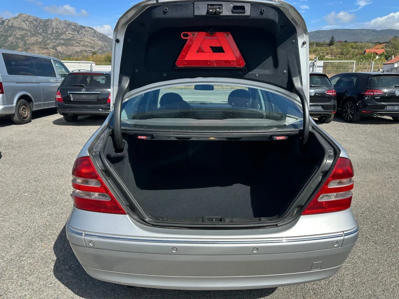 Mercedes-Benz C 220 2.2CDI* 143к.с* АВТОМАТИК* КСЕНОН* ПОДГРЕВ, снимка 17 - Автомобили и джипове - 51835972
