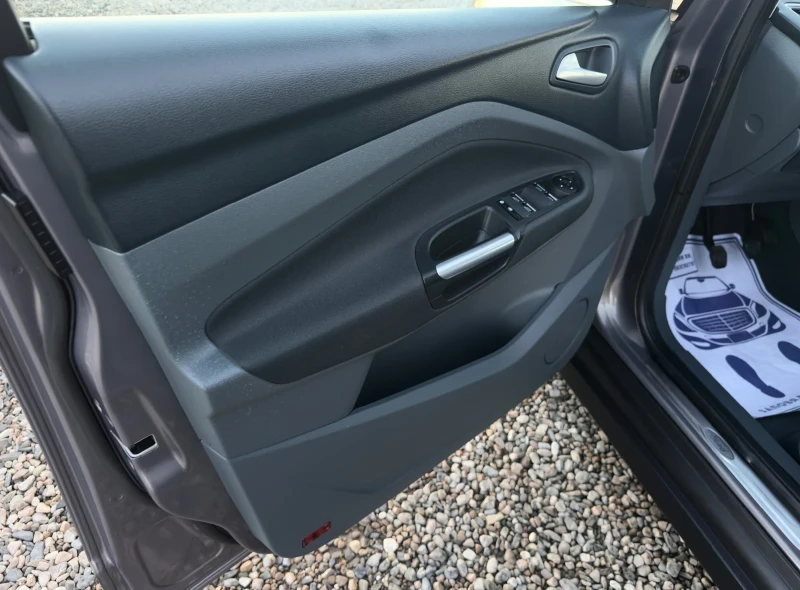 Ford C-max 1.6TDCi* 116кс* 6+ 1м* TITANIUM, снимка 11 - Автомобили и джипове - 52970313