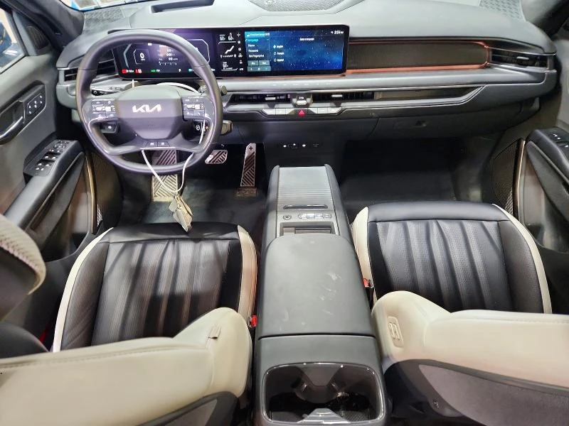 Kia EV9 GT LINE| HUD| ПАНО| MERIDIAN| AWD, снимка 8 - Автомобили и джипове - 54440923