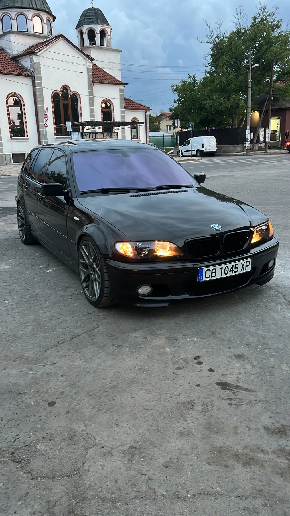 BMW 330, снимка 1