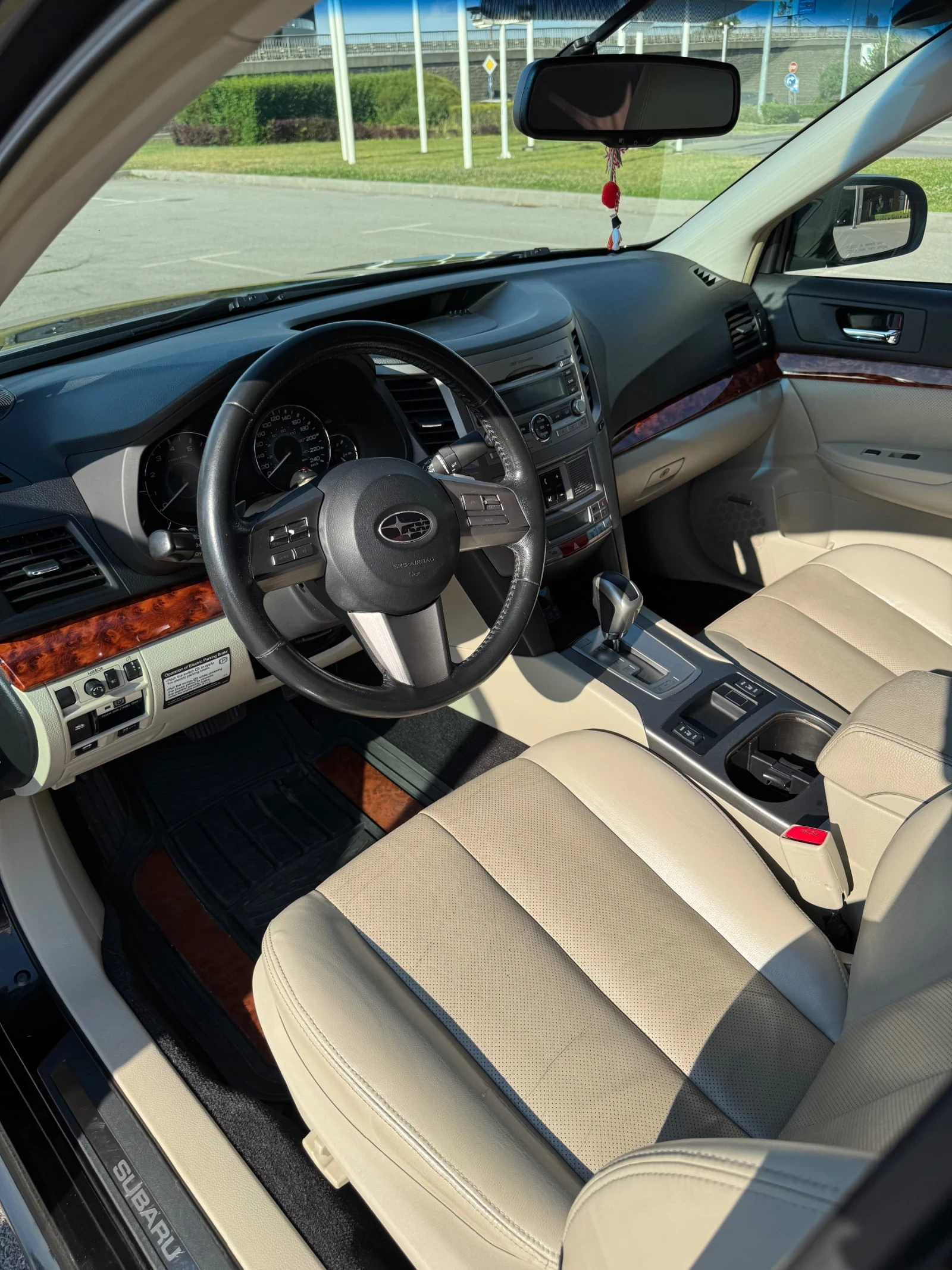 Subaru Legacy 2.5i AWD, автоматик, кожен салон - изображение 8