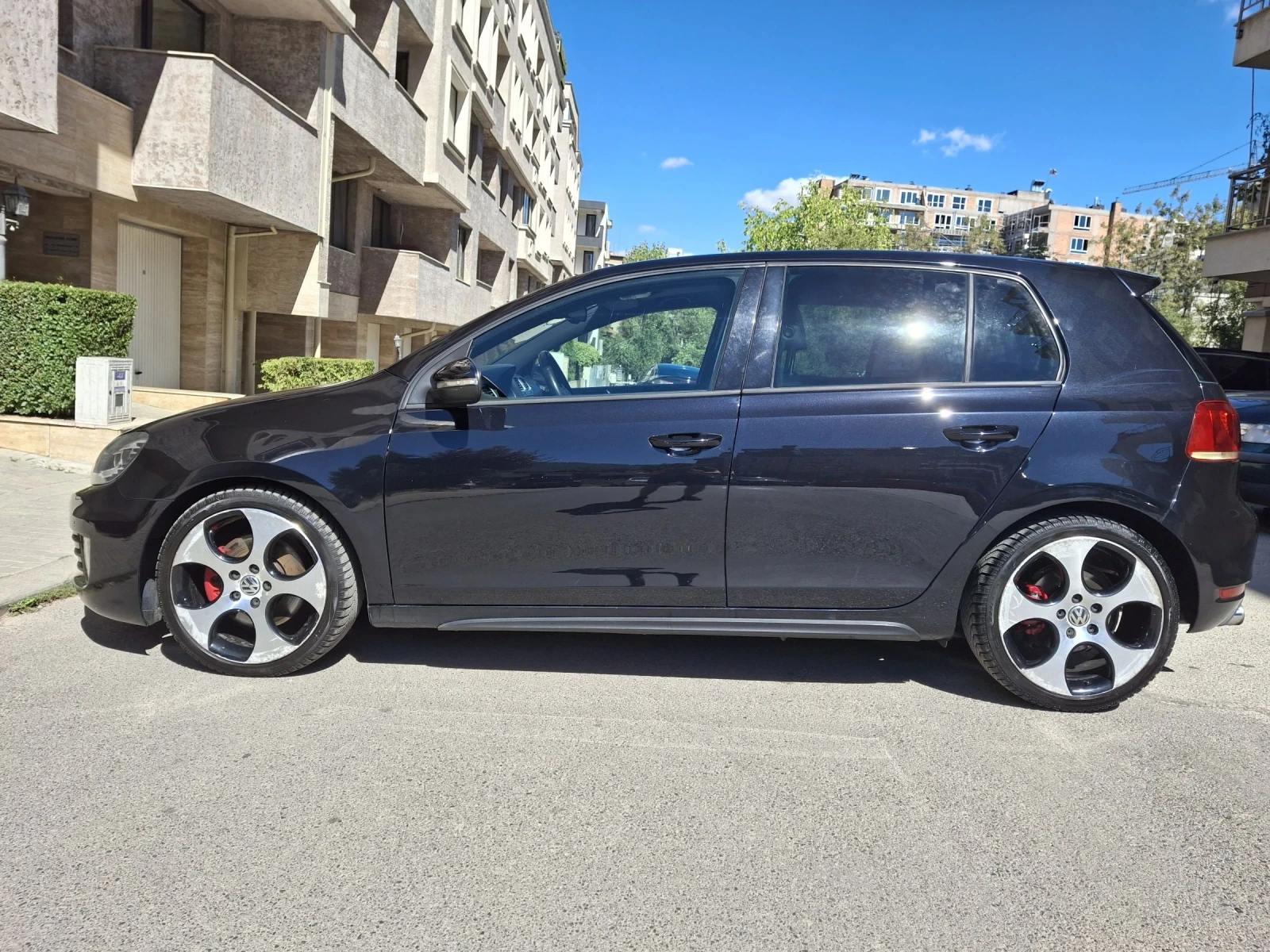 VW Golf 2.0 GTI Swiss - изображение 4