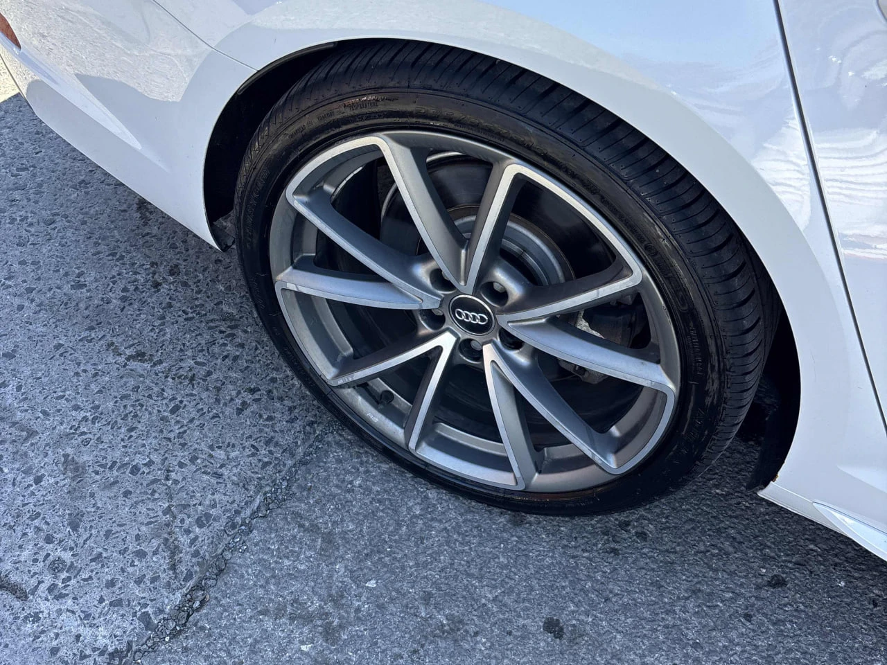Audi A4 * АВТО КРЕДИТ* ЦЕНА ДО БГ * CARFAX *  - изображение 9