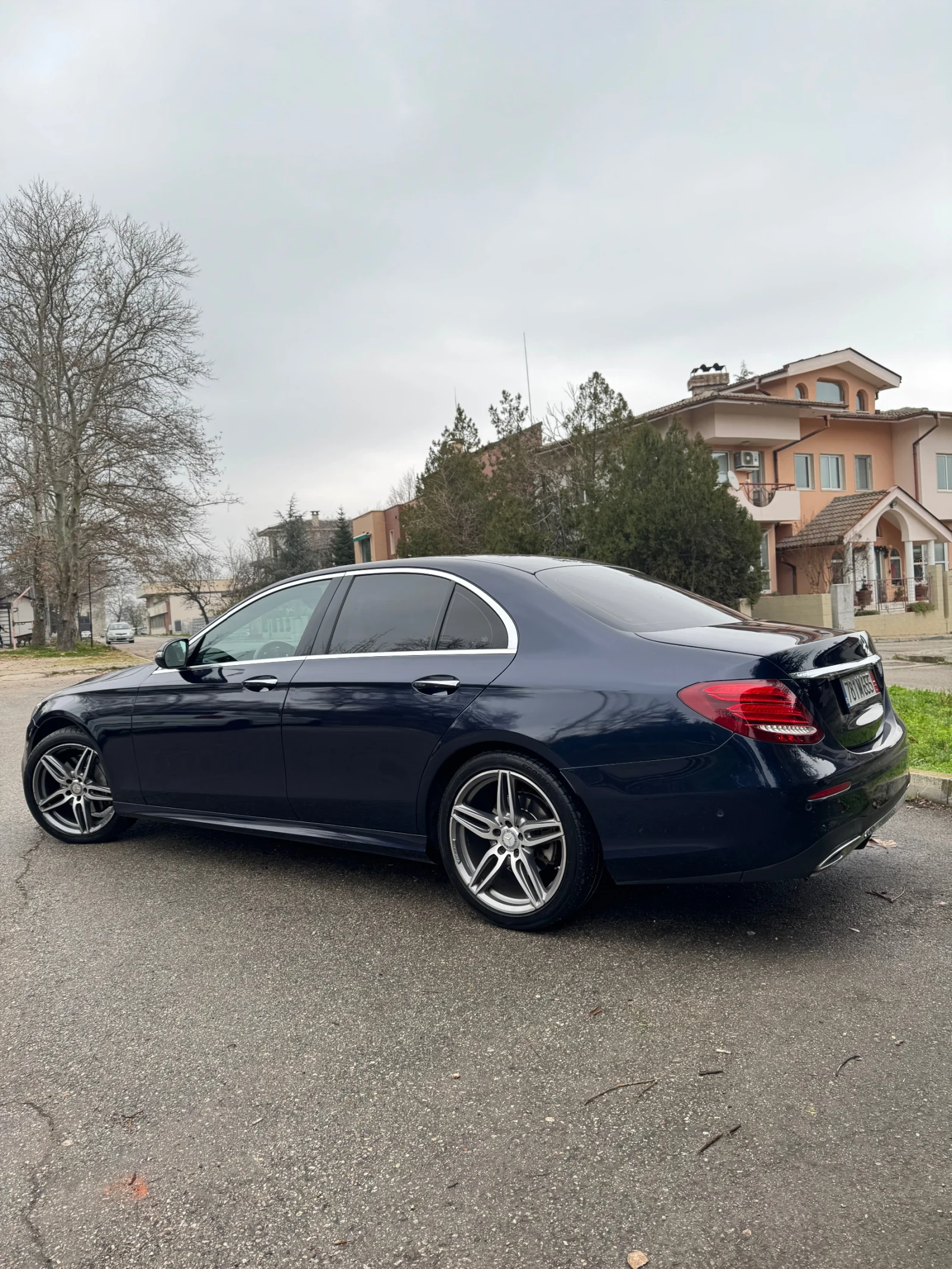 Mercedes-Benz E 220 9G/AMG/Packet/Digital/Head up/Keyless go/Distronic - изображение 10