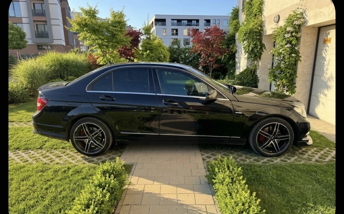 Mercedes-Benz C 350  - изображение 5