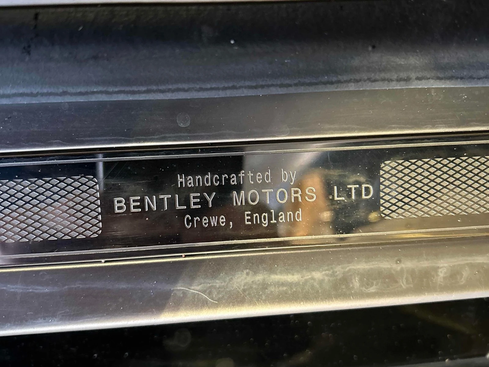 Bentley Flying Spur CARFAX    | Mobile.bg   12