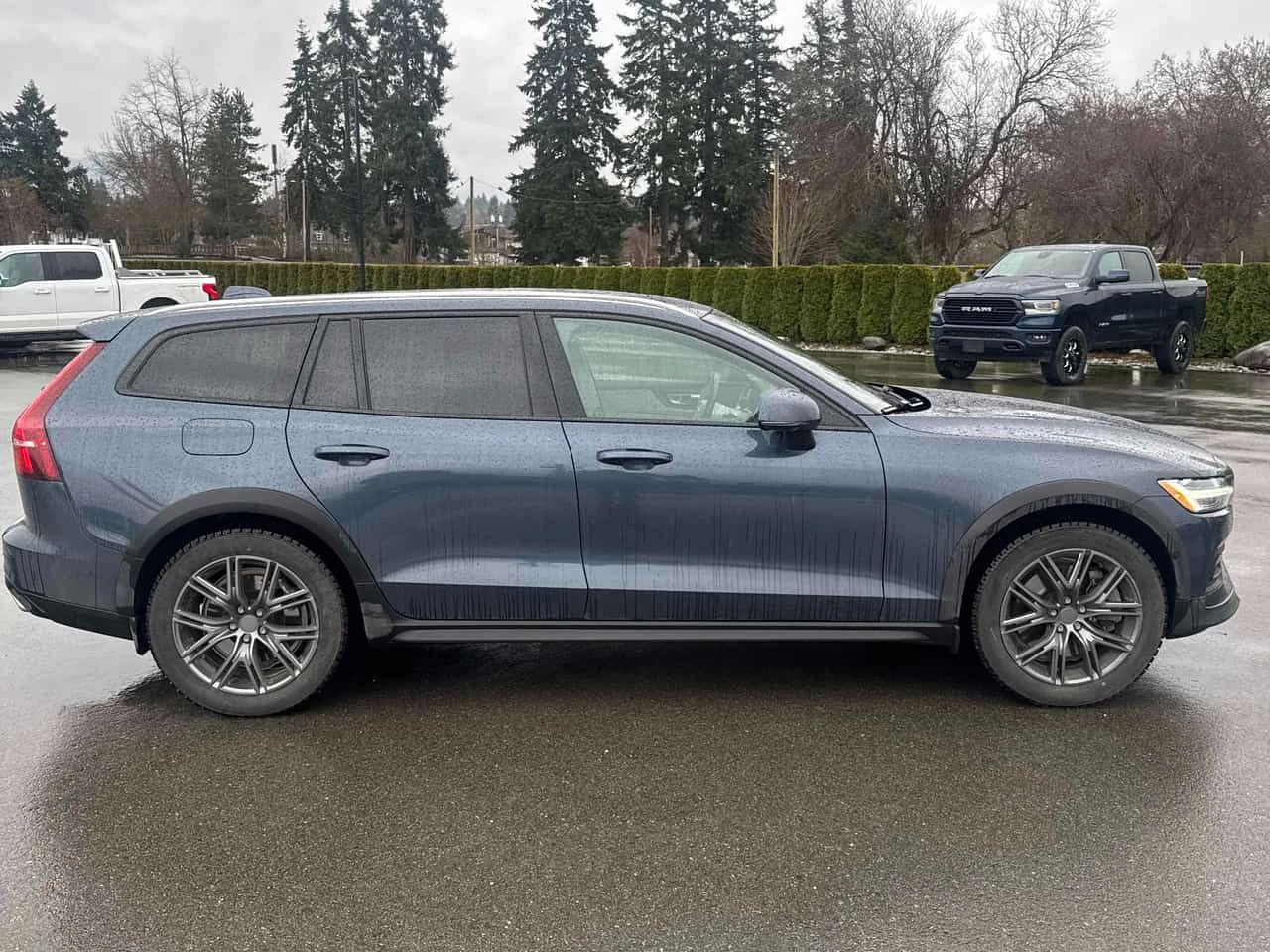 Volvo V60 Cross Country * T5 AWD * 2 КЛЮЧА* ПОДГРЕВ* KEYLESS*  - изображение 3