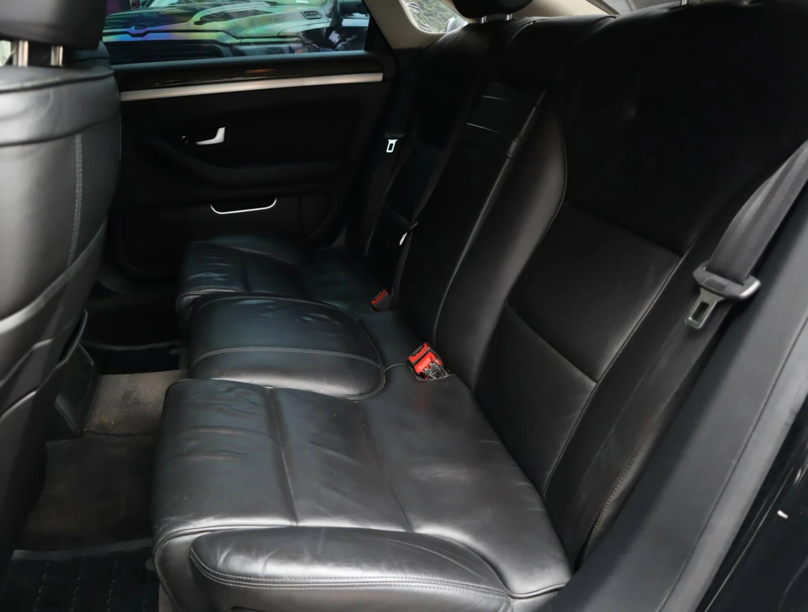 Audi S8 5.2FSI/Distronic/Lane Assist/Side Assist/Carbon/По, снимка 8 - Автомобили и джипове - 54062766