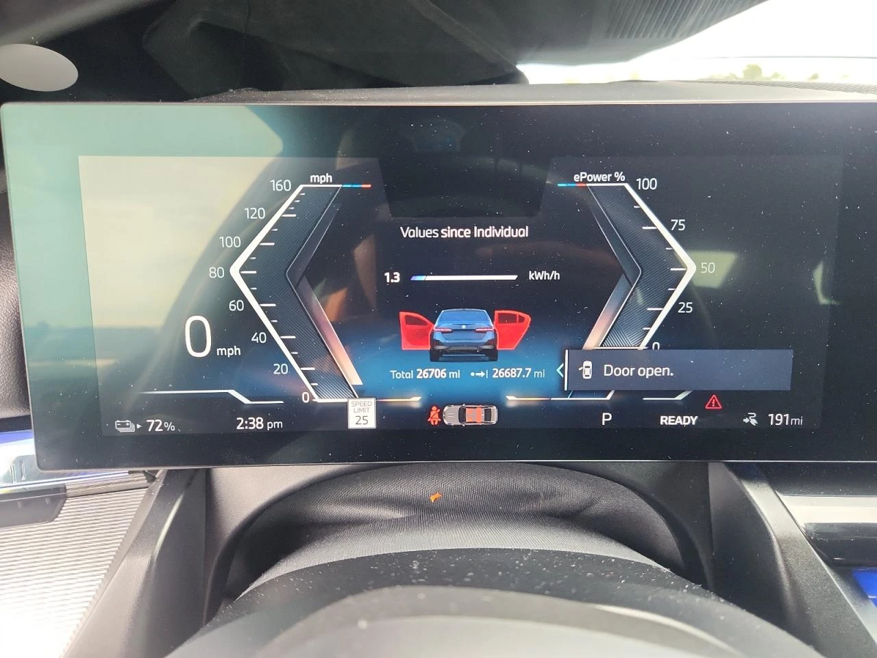 BMW i5 eDrive40 Sedan, снимка 9 - Автомобили и джипове - 54152639