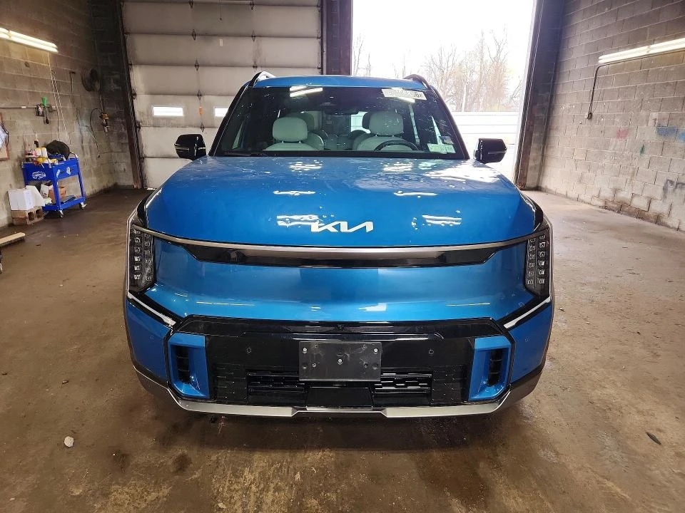 Kia EV9 GT LINE| HUD| ПАНО| MERIDIAN| AWD