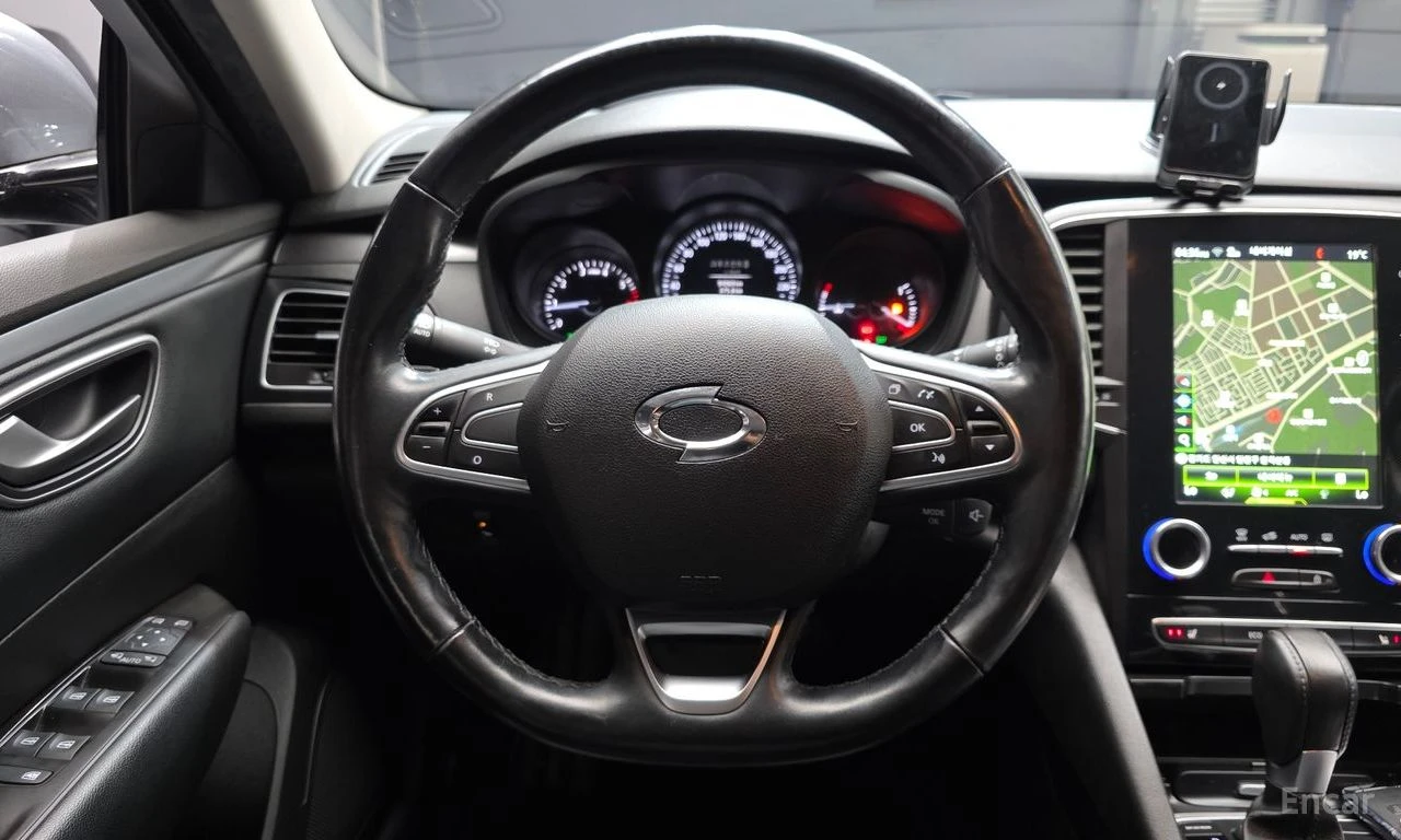 Renault Samsung SM6 * 2.0GDe* КОЖА* ПОДГРЕВ* КАМЕРА* LED* NAVI* , снимка 13 - Автомобили и джипове - 54460267