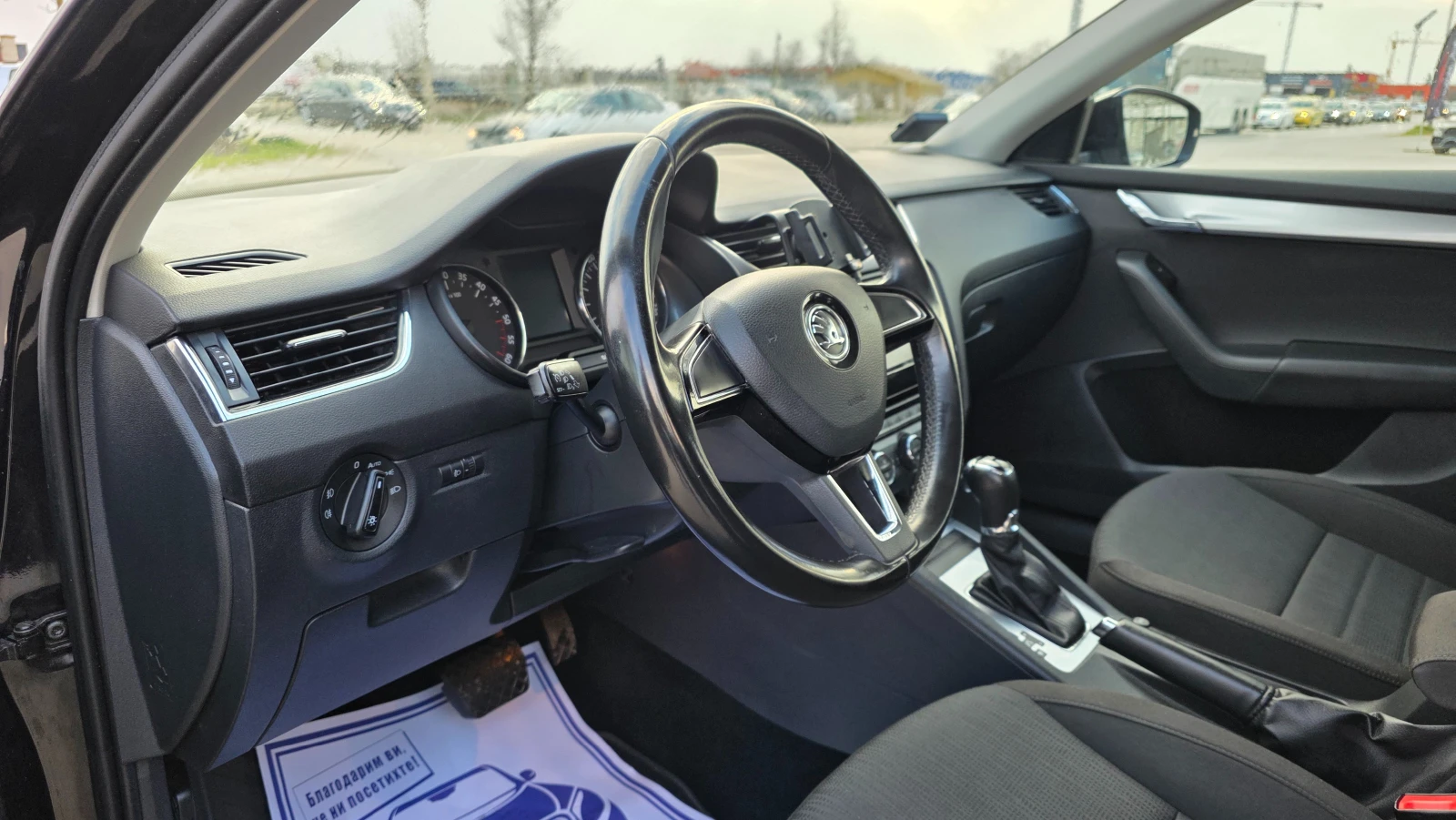 Skoda Octavia KATO ЧИСТО НОВ, снимка 8 - Автомобили и джипове - 54487472