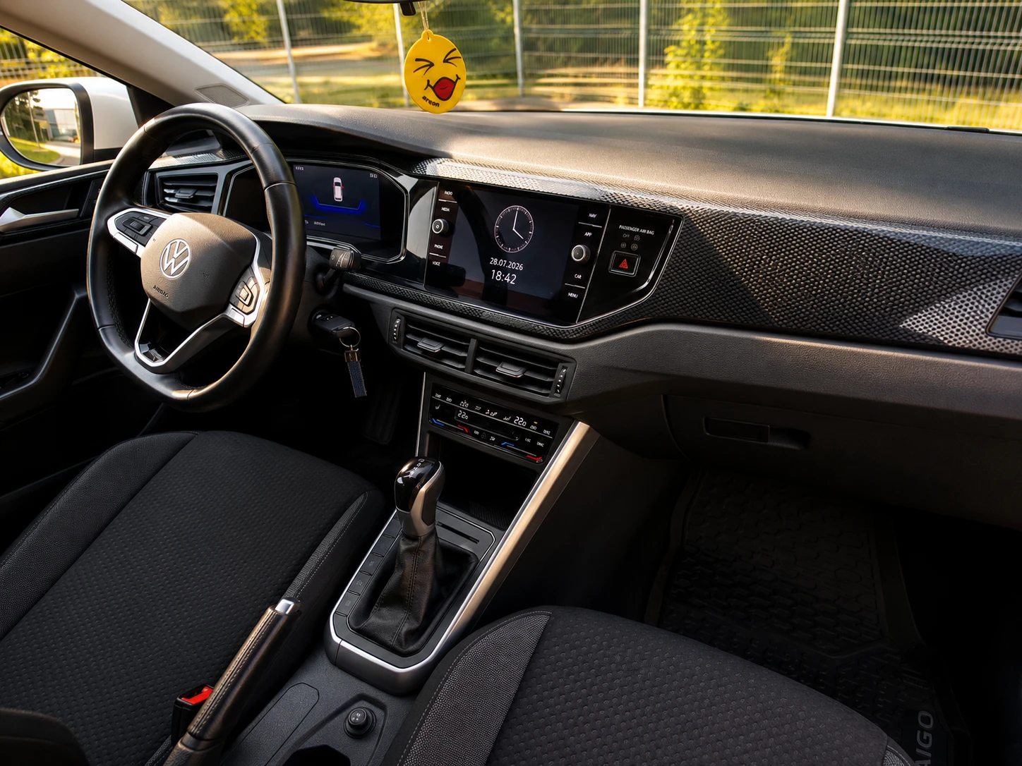 VW Taigo 1.0 TSI/7-степенна DSG, снимка 2 - Автомобили и джипове - 55237521