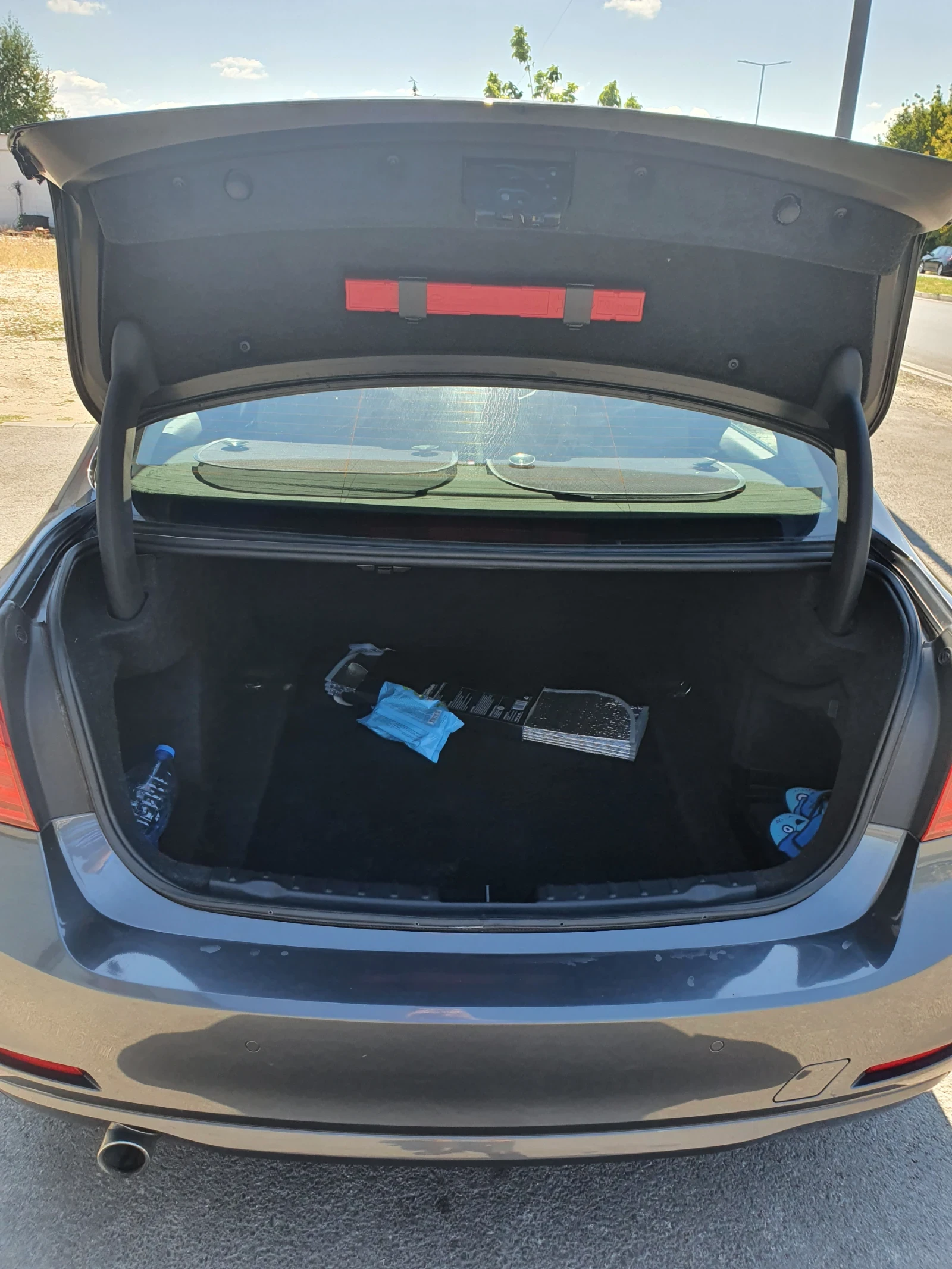 BMW 320, снимка 6 - Автомобили и джипове - 54631740