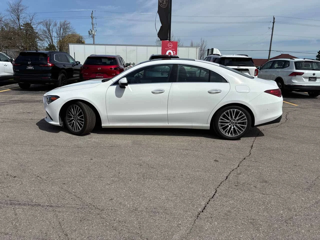 Mercedes-Benz CLA 250 PANORAMA| ПАМЕТ| ПОДГРЕВИ| CARFAX| , снимка 2 - Автомобили и джипове - 54640208