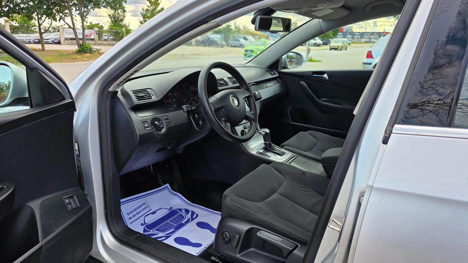 VW Passat УНИКАТ/АВТОМАТ, снимка 6 - Автомобили и джипове - 54897233