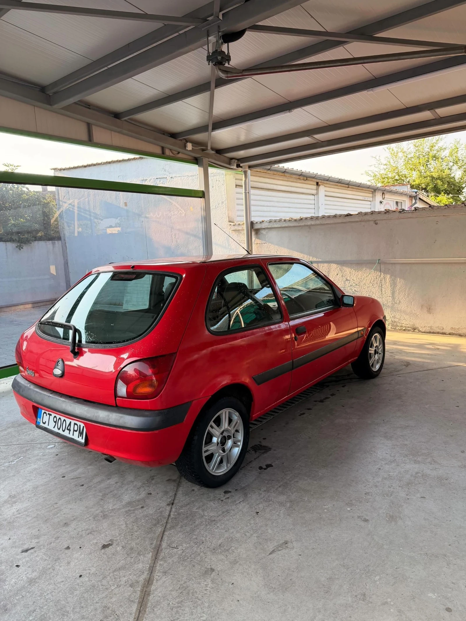 Ford Fiesta Mk4, снимка 12 - Автомобили и джипове - 55600249