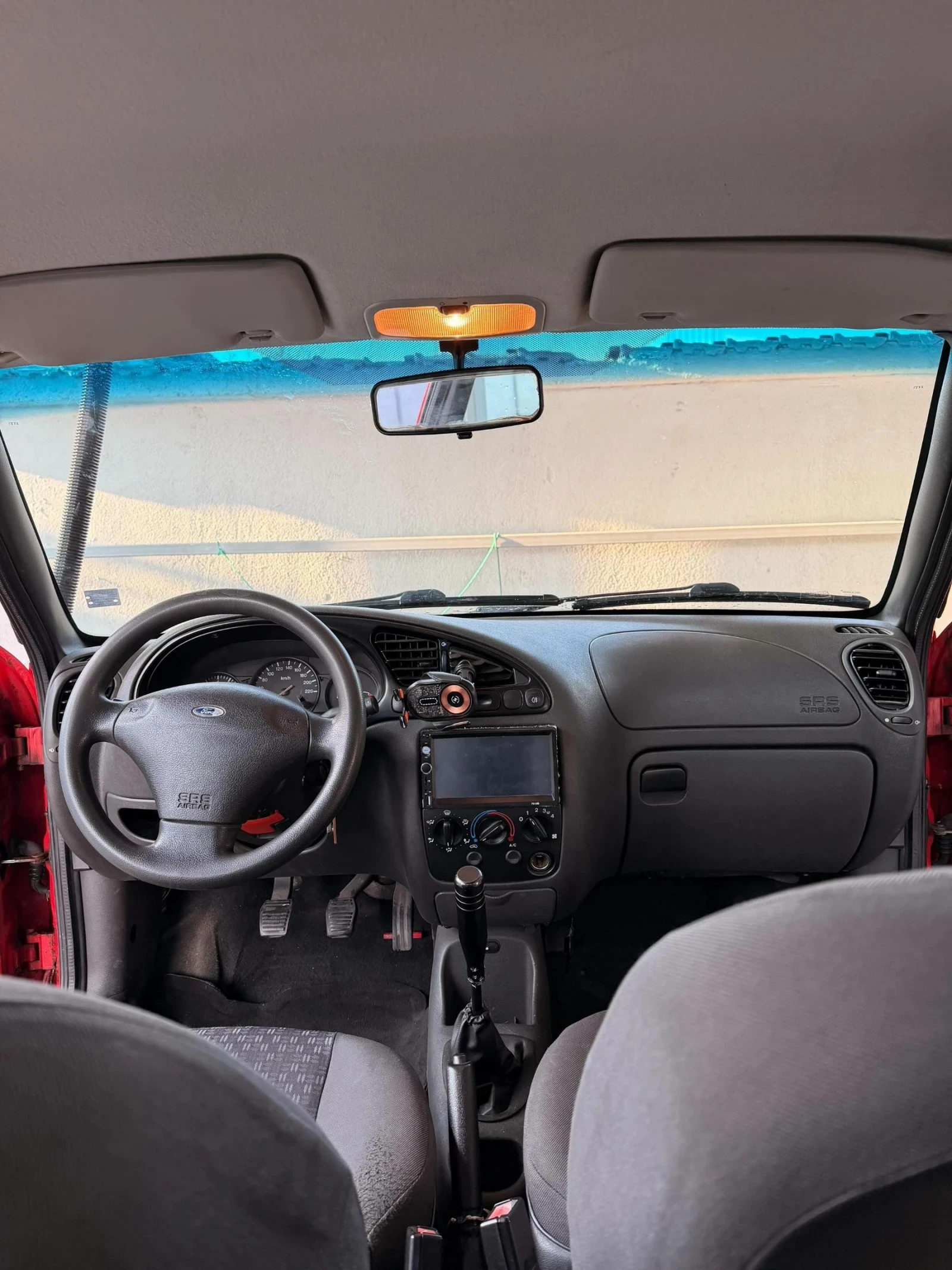 Ford Fiesta Mk4, снимка 4 - Автомобили и джипове - 55600249