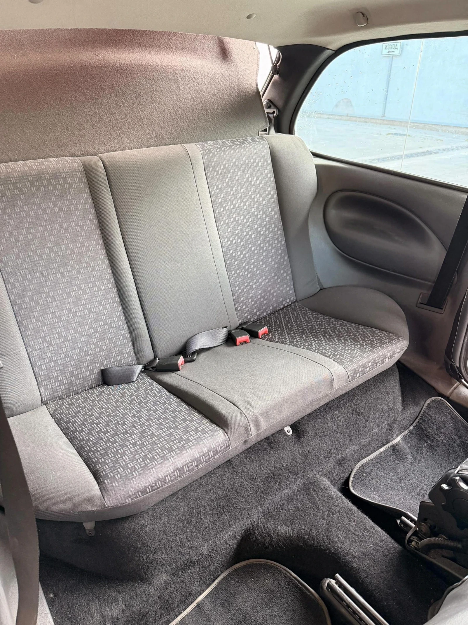Ford Fiesta Mk4, снимка 5 - Автомобили и джипове - 55600249