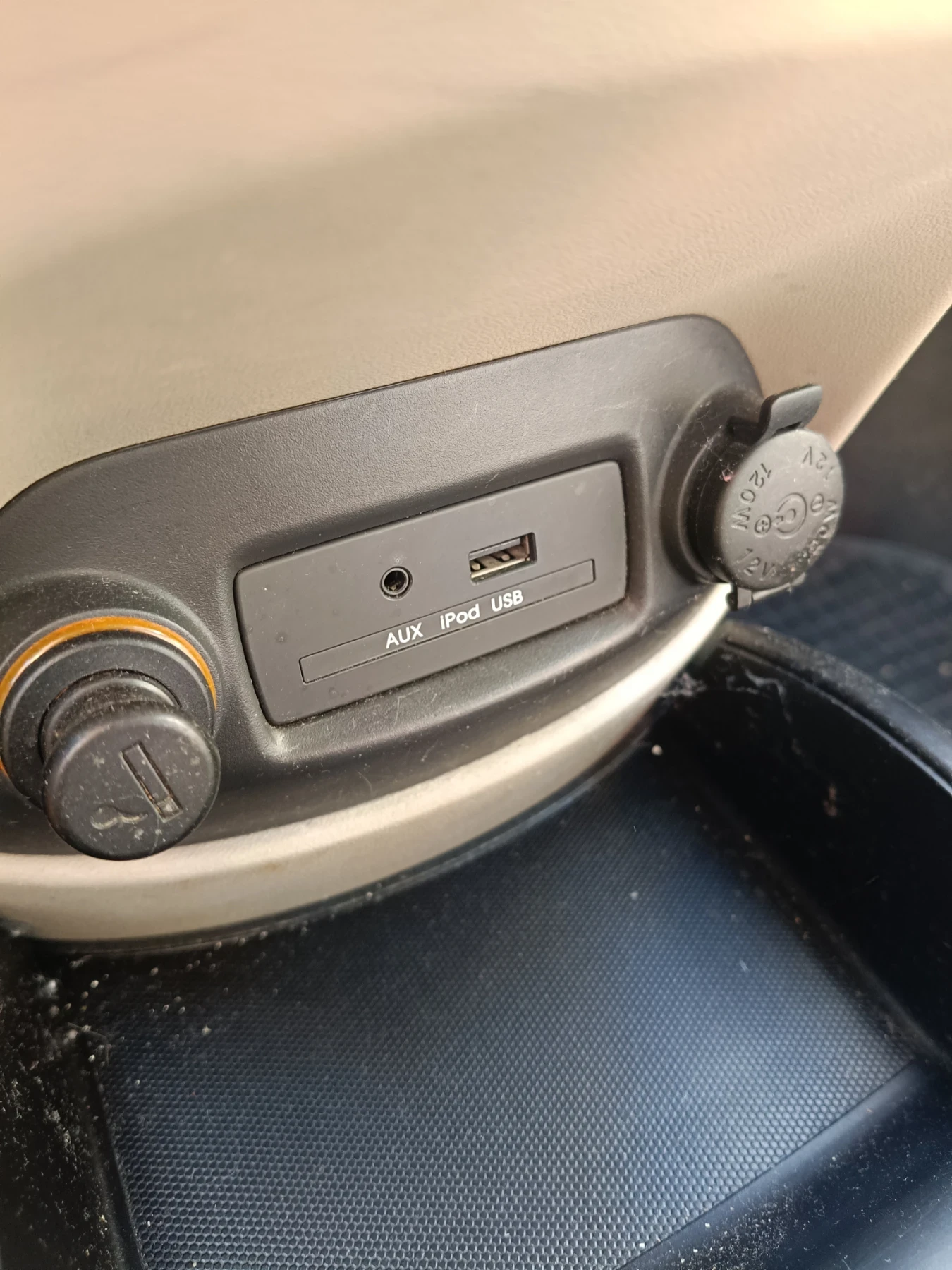 Kia Soul, снимка 7 - Автомобили и джипове - 55796595