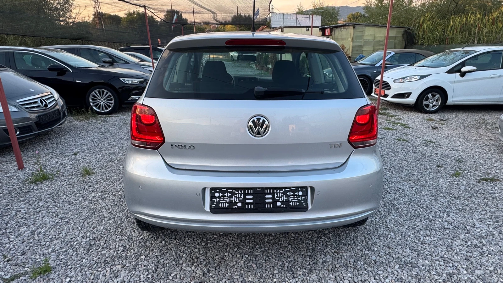 VW Polo TDI EURO 5, снимка 7 - Автомобили и джипове - 55921729