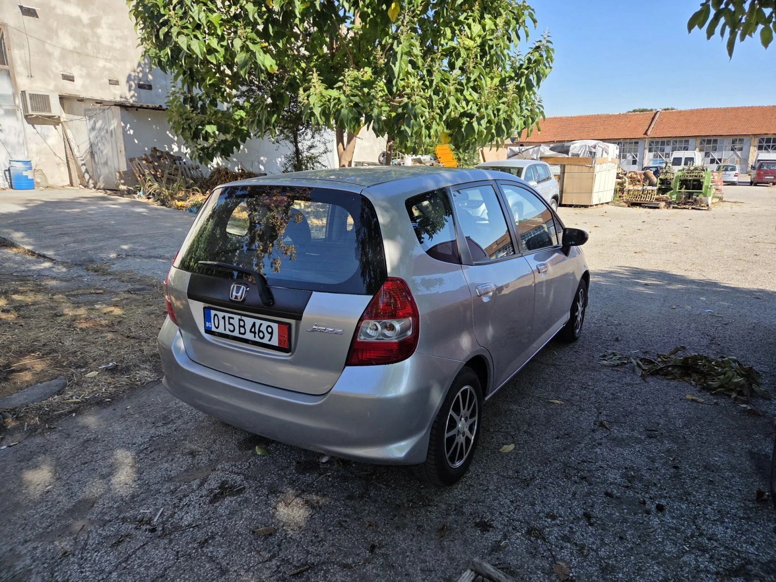Honda Jazz 1.3 avtomatik, снимка 3 - Автомобили и джипове - 56112390