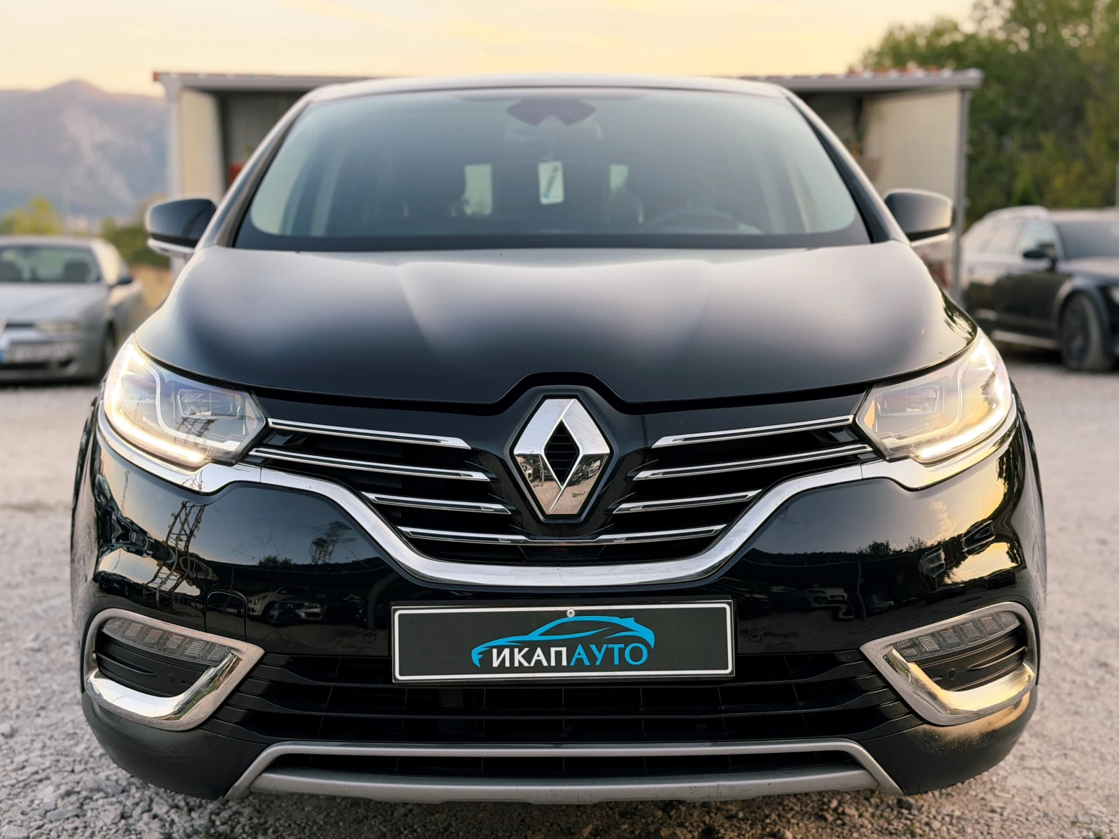 Renault Espace 1.6dCi Energy Initiale Paris 4Control ИТАЛИЯ, снимка 2 - Автомобили и джипове - 56136339