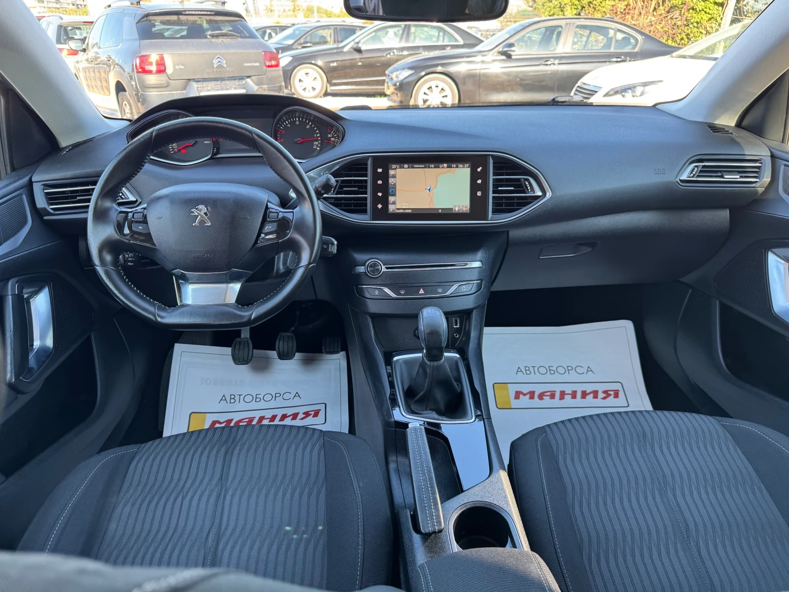 Peugeot 308 1.6HDI, снимка 9 - Автомобили и джипове - 56296796