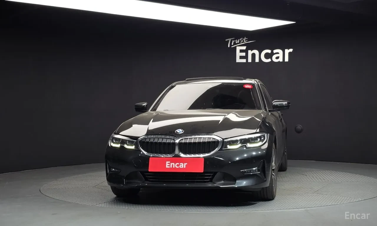 BMW 320 ПОДГРЕВИ | ОБДУХ | КАМЕРА | Ценв до Бг, снимка 3 - Автомобили и джипове - 56719044
