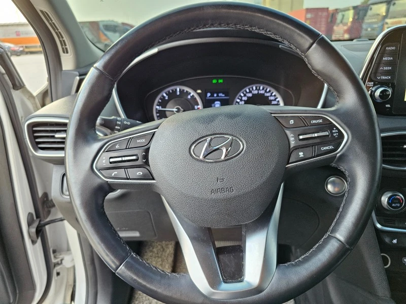 Hyundai Santa fe 2.2 WD, снимка 12 - Автомобили и джипове - 46549649